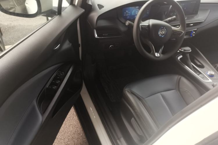 Used Buick Velite 6 2023 430km Range Commuter Version