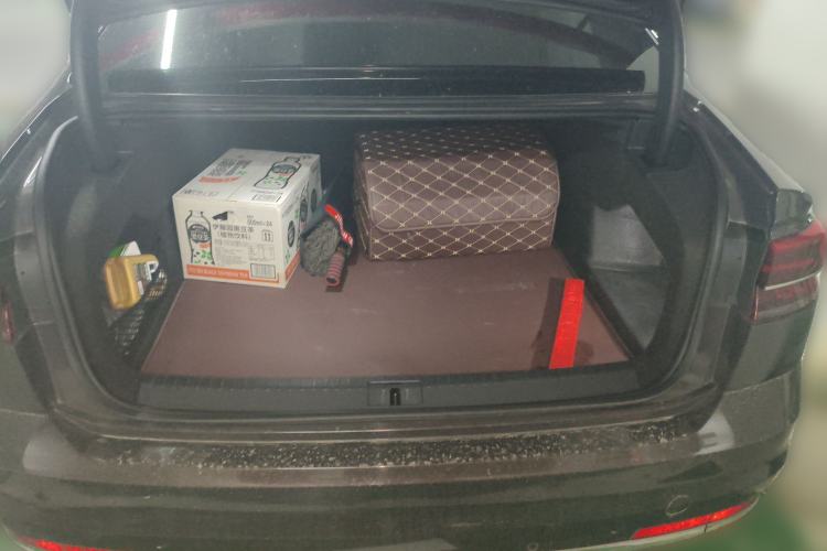 Used Volkswagen Phideon 2018 Revised Version 380TSI Two-Wheel Drive Business Edition Trunk