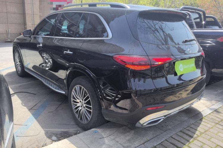 Used Mercedes-Benz GLC 2024 GLC 300 L 4MATIC Dynamic Edition 5-seater
