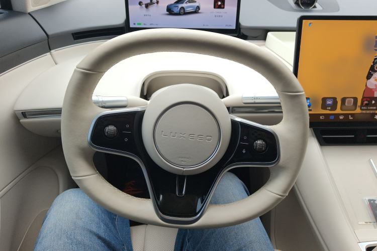 Used Hima Luxeed R7 2024 Pure Electric 667km Pro
