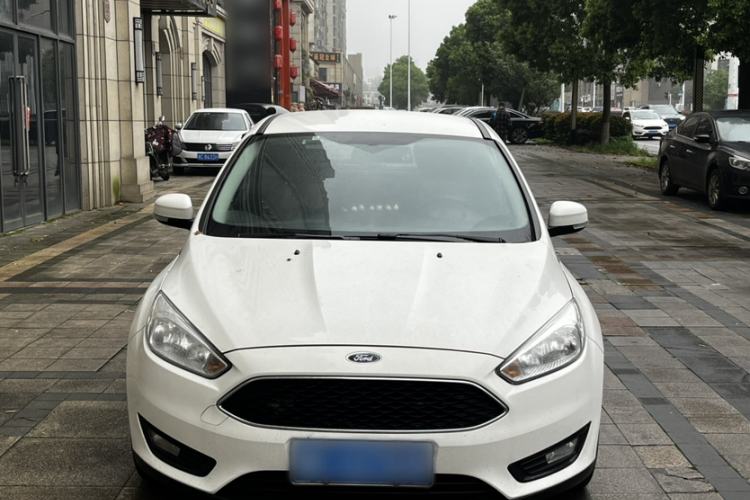 Used Ford Focus 2017 Hatchback 1.6L Automatic Comfort Plus SmartDrive Edition Exterior 1