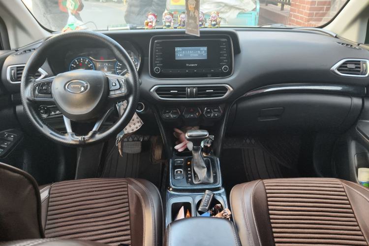 Used GAC Trumpchi GS4 2018 235T Automatic Two-Wheel Drive Elite Edition Center Console
