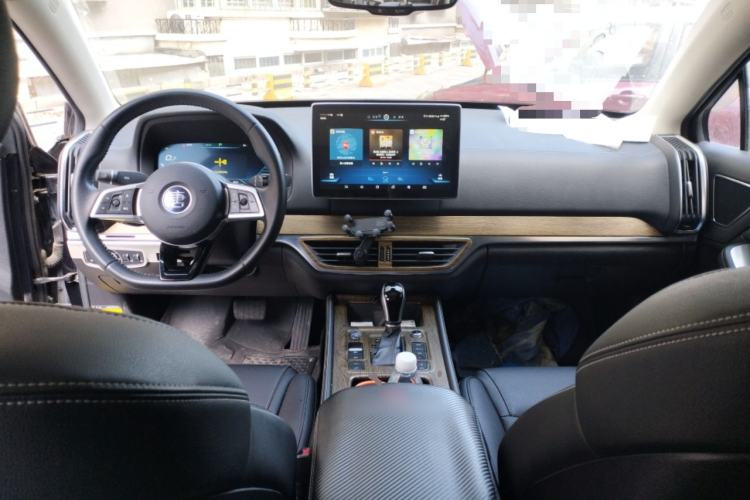 Used BYD Tang 2018 2.0T Automatic SmartConnect Prestige 7-Seater China V Standard
