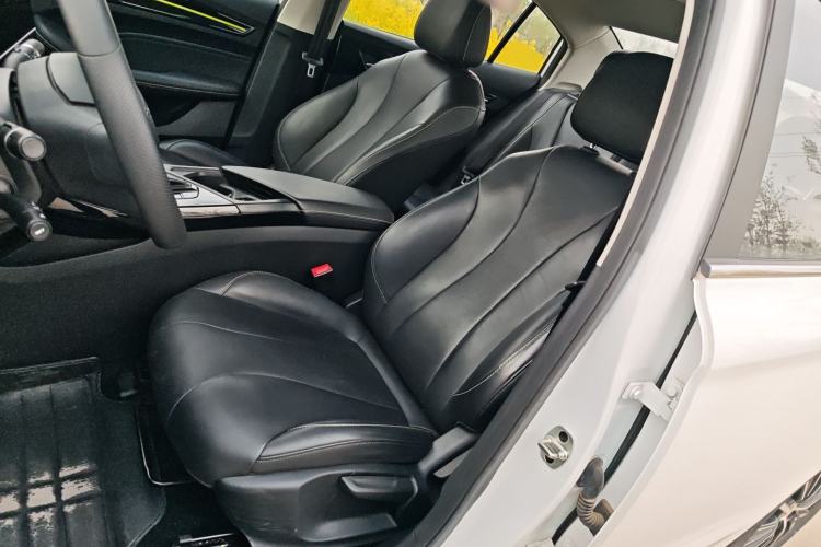 Used Roewe i5 2021 1.5L CVT Diamond Edition
