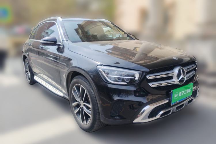 Used Mercedes-Benz GLC 2020 GLC 260 L 4MATIC Dynamic Model Front Right 45 Deg
