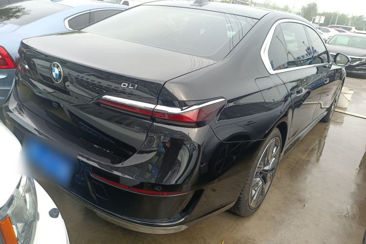 Used BMW 7 Series 2023 740Li Luxury Edition with Premium Package
