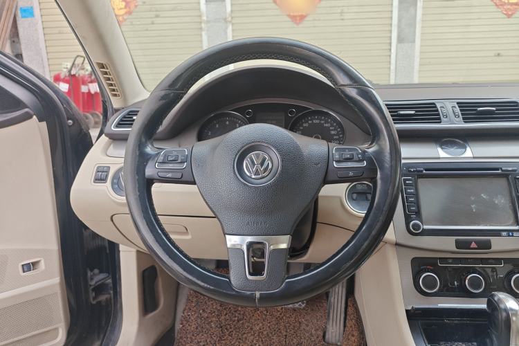 Used Volkswagen Magotan 2012 1.8TSI Luxury Model Steering Wheel
