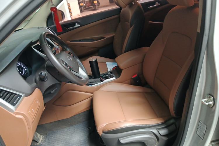 Used Hyundai Tucson 2015 1.6T Dual-Clutch Two-Wheel-Drive Smart Model