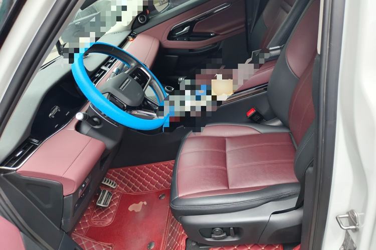 Used Land Rover Range Evoque 2022 Aurora L 249 PS R-Dynamic Luxury Edition Left Front Seat