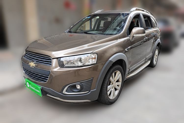 Used Chevrolet Captiva 2015 2.4L 4x4 Flagship Edition 7-Seater