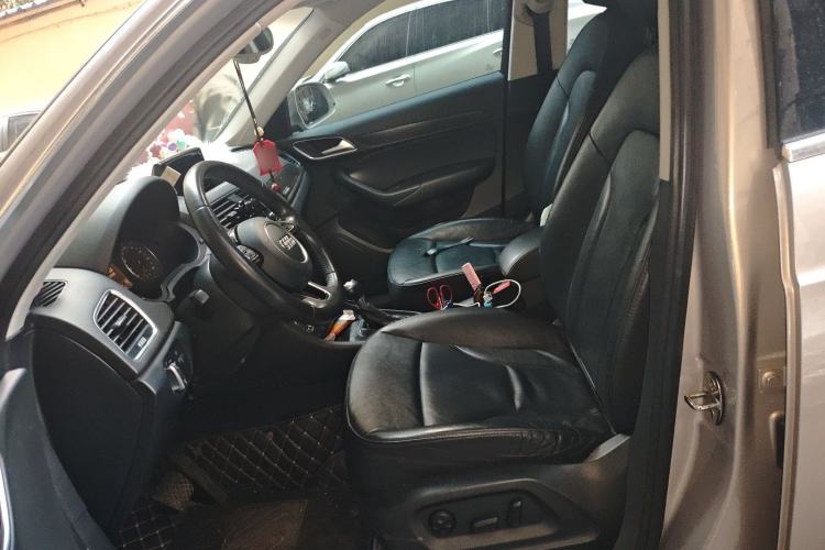 Used Audi Q3 2015 35 TFSI quattro Technology Edition Left Front Seat