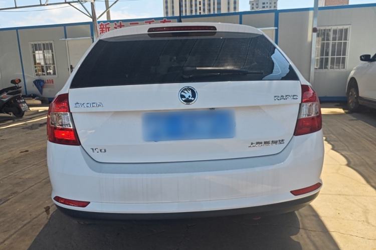 Used Skoda Rapid Spaceback 2016 Revised 1.6L Automatic Chuanxing Version