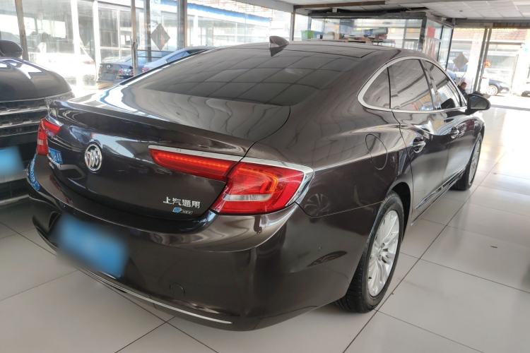 Used Buick LaCrosse 2016 30H Luxury Version Rear Right 45 Deg