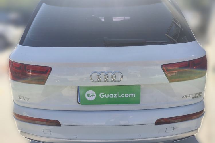 Used Audi Q7 2018 40 TFSI Comfort Model