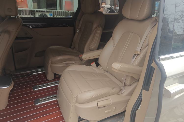 Used Buick GL8 2017 ES 28T Luxury Model China V Standard
