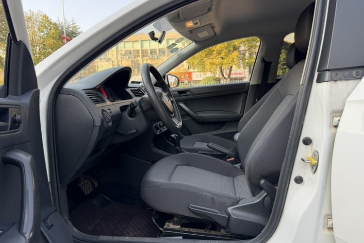 Used Volkswagen Santana 2016 1.6L Automatic Fashion Edition
