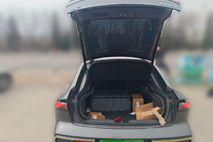 Used CHANGAN UNI-V 2022 1.5T Sport Edition
