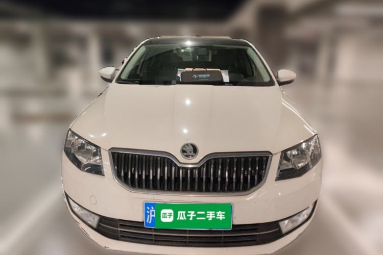 Used Skoda Octavia 2015 1.6L Automatic Yijun Edition
