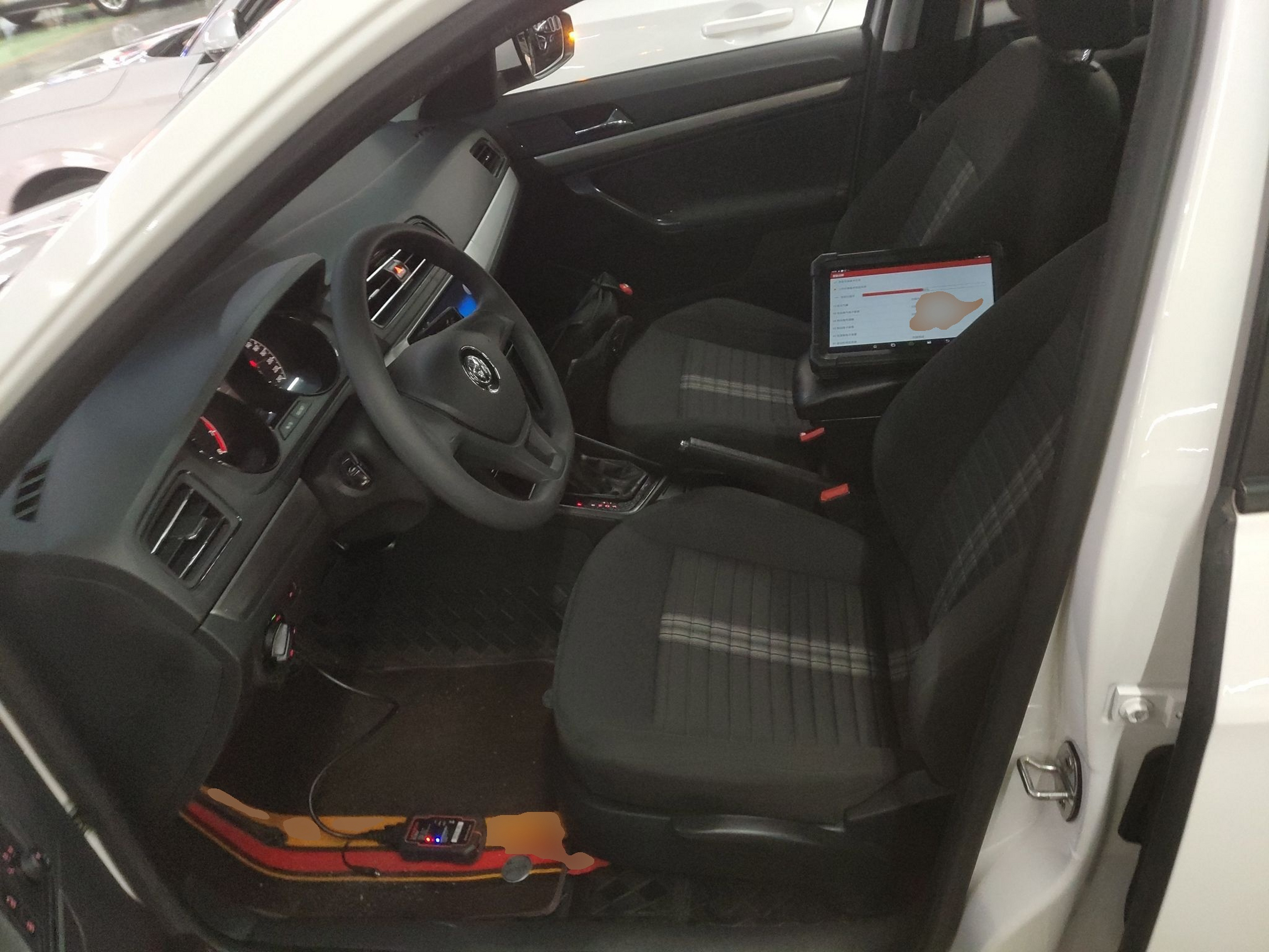 Interior delantero