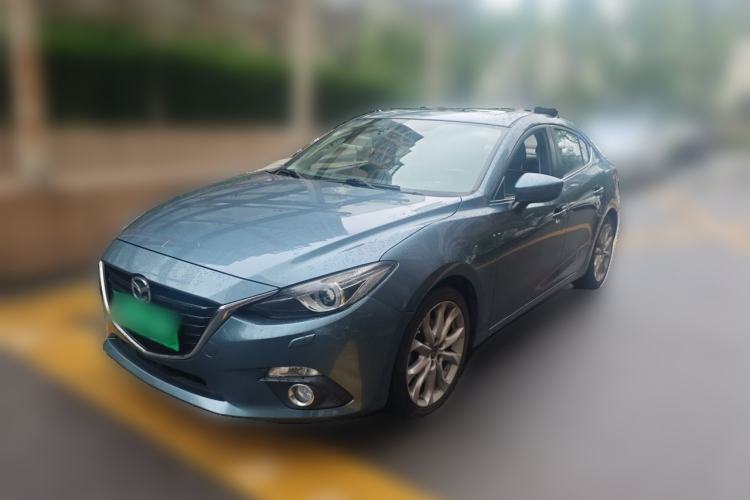 Used Mazda 3 Axela 2016 Sedan 2.0L Automatic Flagship Model
