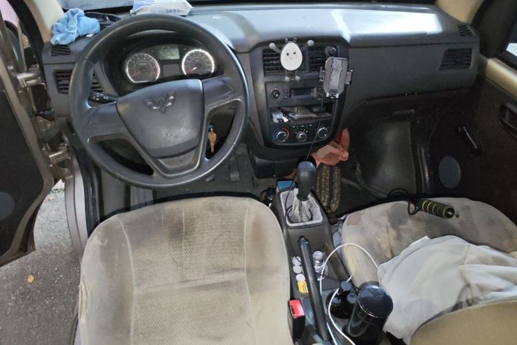 Used Wuling Rongguang S 2021 1.2L Base Model 7-Seater LSI
