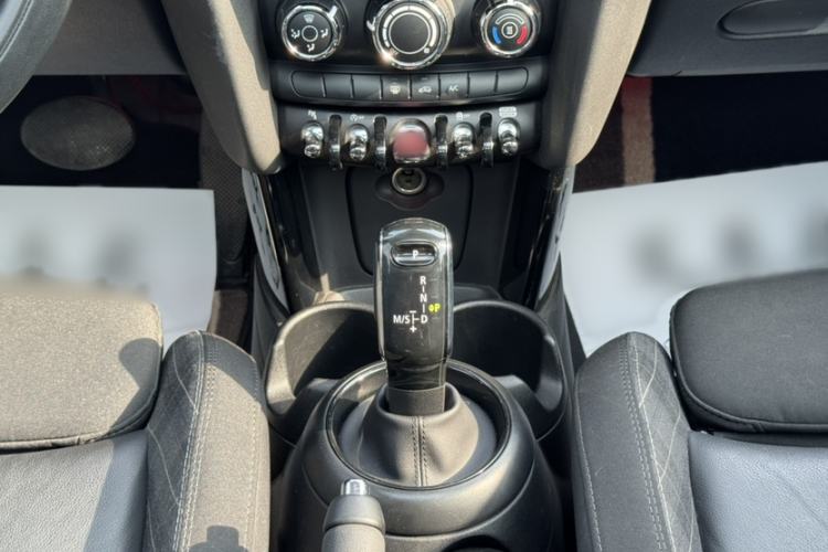 Used MINI MINI 2018 1.5T COOPER Classic Edition