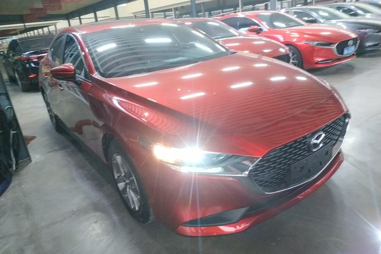 Used Mazda Mazda 3 Axela 2020 1.5L Automatic Luxury Version
