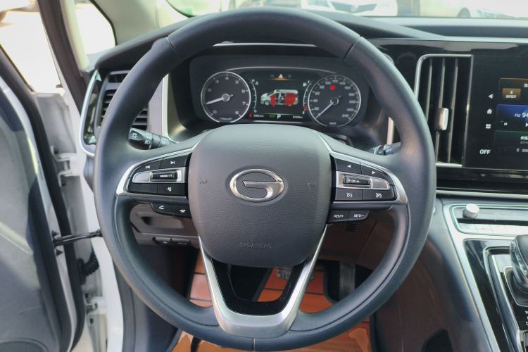 Used GAC Trumpchi M8 2021 Revised Version Lingxiu Series 390T Luxury Edition Steering Wheel