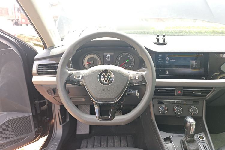 Used Volkswagen Lavida 2021 1.5L Automatic Comfort Edition Steering Wheel