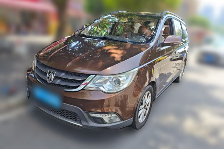 Used Baojun 730 2014 1.5L Manual Luxury Navigation ESP Version 7 Seats