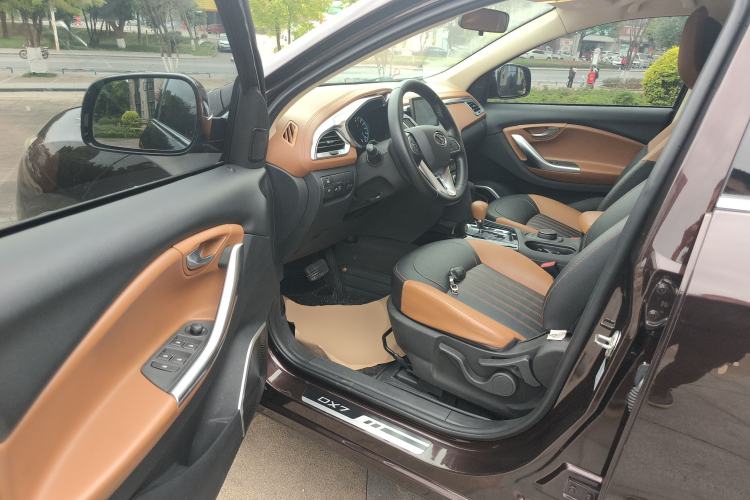 Used Soueast DX7 2017 1.5T Automatic Glory Edition
