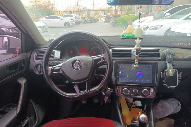 Used Volkswagen Santana 2016 1.4L Manual Fashion Edition Steering Wheel