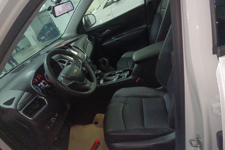 Used Chevrolet Equinox 2019 535T Automatic Chijie Edition China VI Left Front Seat