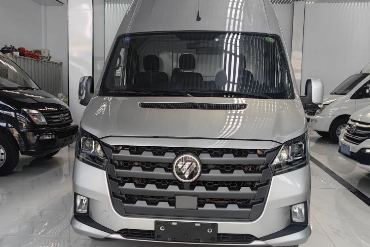 Used Foton Toano 2024 Tuyano Pro Van 2.5T Manual Rear-Wheel Drive Extended Wheelbase with Ultra-High Roof Dual Rear Tires 3-Seater Configuration