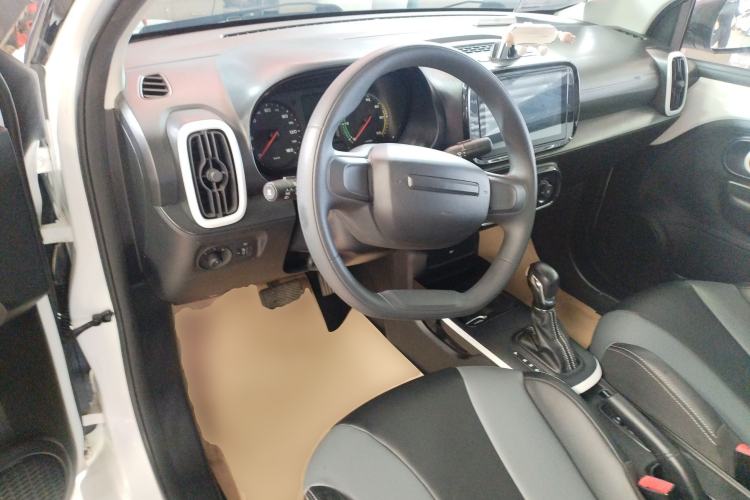 Used Roewe Clever 2022 311km QiQi BoBo Edition Steering Wheel