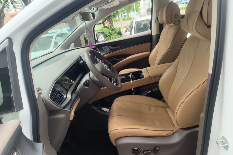 Used Denza D9 2022 DM-i 970 Four-Wheel Drive Flagship Model