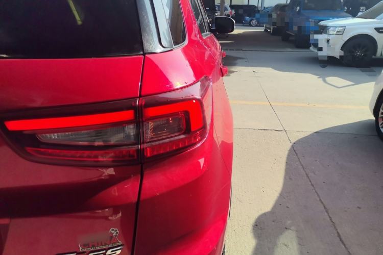 Used Changan CS55 2018 1.5T Automatic Colorful Edition China V Standard
