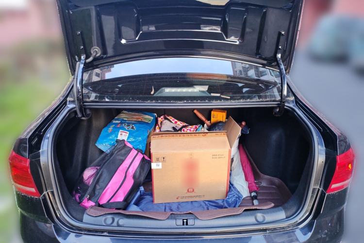 Used Volkswagen Lavida 2017 1.6L Automatic Comfort Edition
