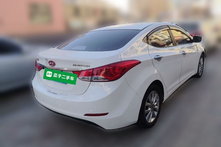 Used Hyundai Elantra (5th Generation / Langdong) 2015 1.6L Manual Fashion Edition
