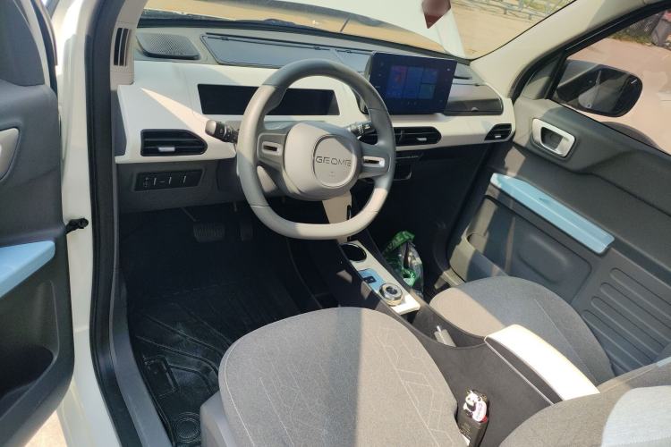 Used Geely Galaxy Panda 2024 Panda Mini 200km Endurance Bear