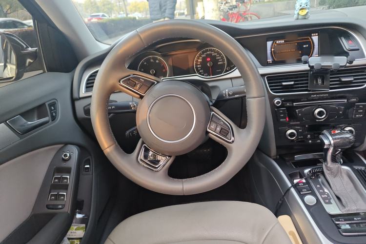 Used Audi A4L 2016 35 TFSI Collector's Edition Automatic Standard Model