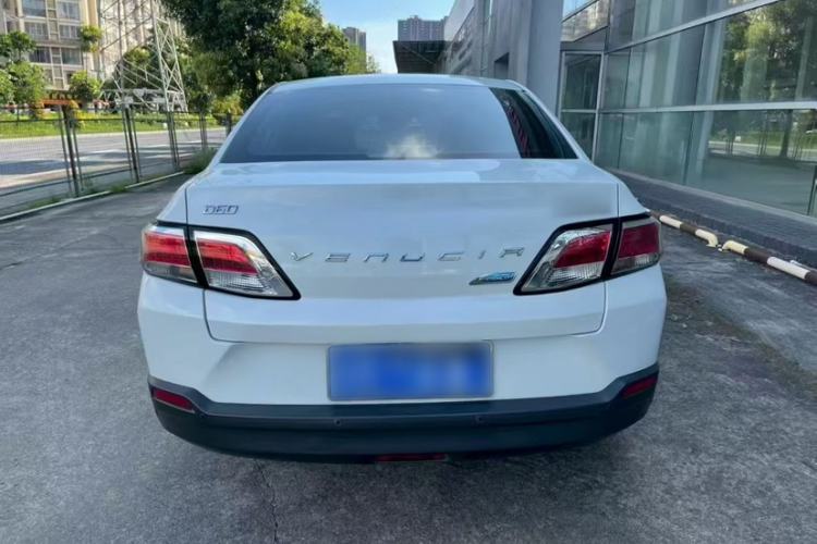 Used Venucia D60 2020 1.6L XL CVT Enjoyment Edition