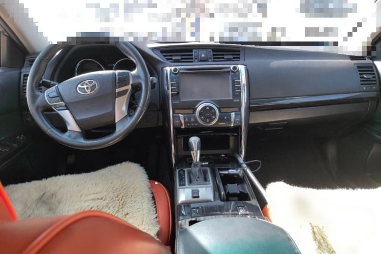 Used Toyota Reiz 2012 2.5V Fengdu Elite Stylish Edition Center Console