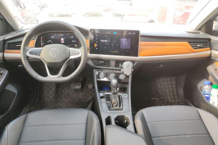 Used Volkswagen Bora 2025 200TSI DSG Enjoy PRO Edition Center Console