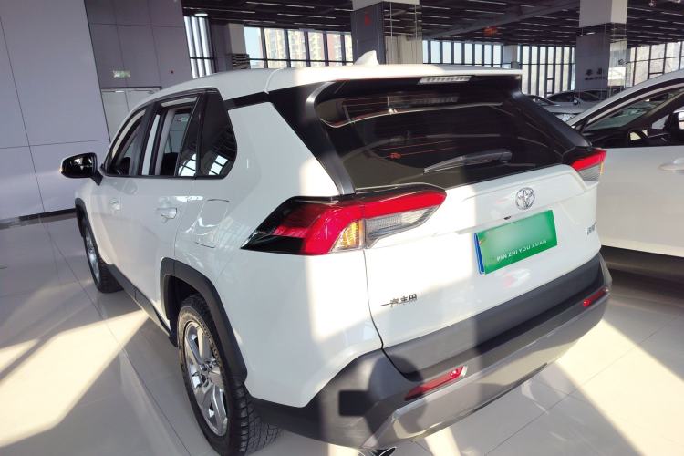 Used Toyota RAV4 2020 2.0L CVT Two-Wheel Drive Fashion PLUS Edition
