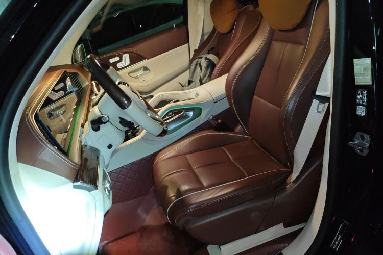 Used Mercedes-Benz Maybach GLS 2021 GLS 480 4MATIC Left Front Seat