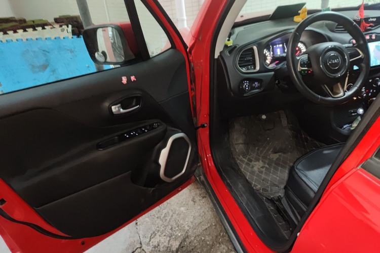 Used Jeep Renegade 2018 Connected Large Screen Version 180T Automatic High-Energy Edition