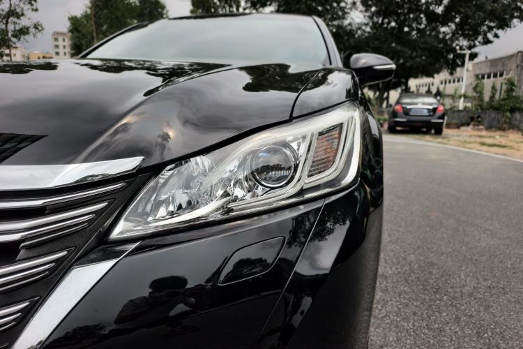 Used Toyota Crown 2015 2.0T Fashion Edition