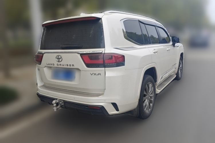 Used Toyota Land Cruiser 
