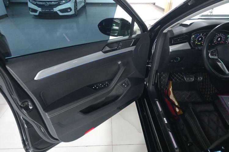 Used Volkswagen Magotan GTE Plug-in Hybrid 2022 GTE Luxury Model
